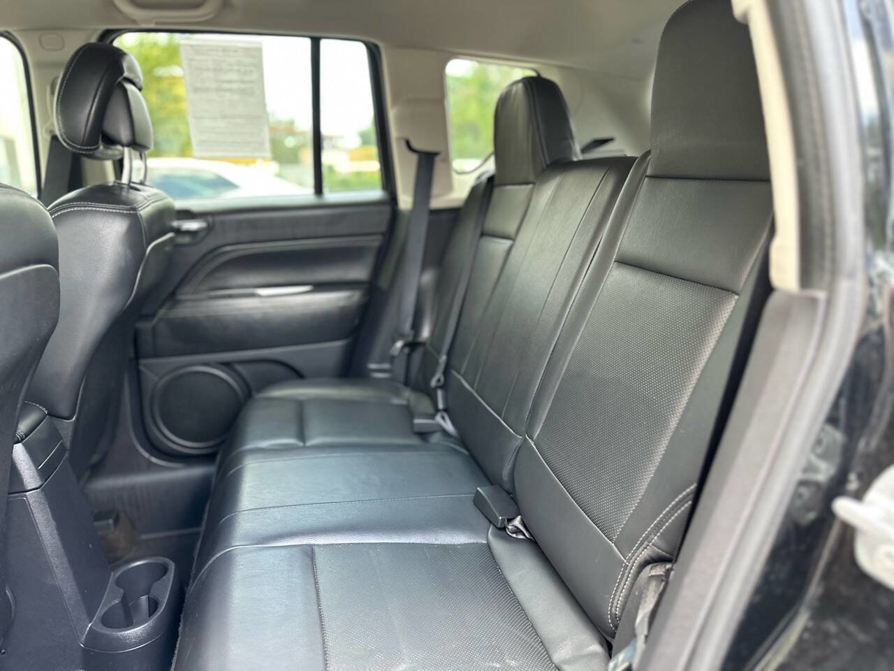 Used 2014 Jeep Compass Latitude FWD image 20