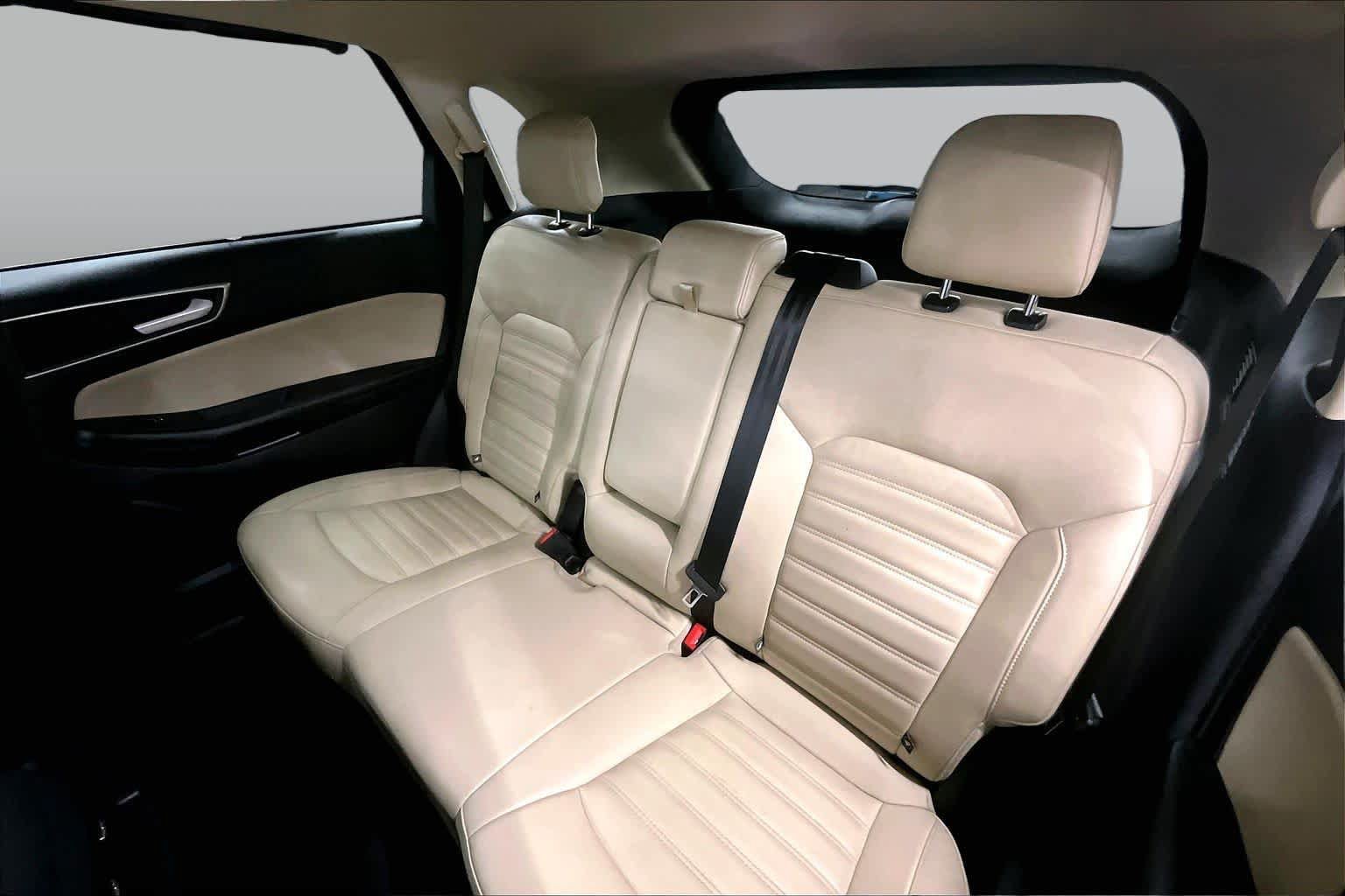 Used 2022 Ford Edge SEL w/ Convenience Package AWD/4WD image 19