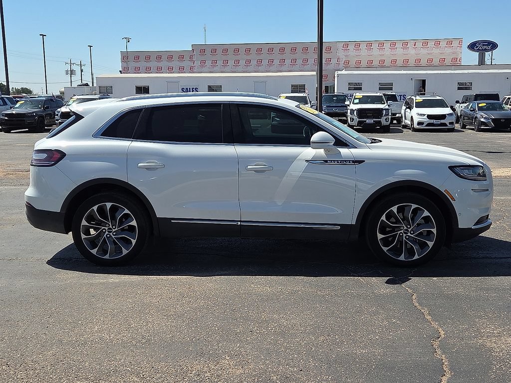 Used 2023 Lincoln Nautilus Reserve w/ Equipment Group 201A FWD image 6