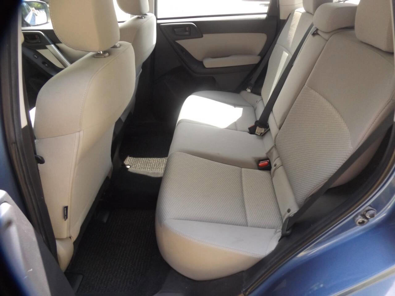 Used 2015 Subaru Forester 2.5i Premium w/ All-Weather Package image 15