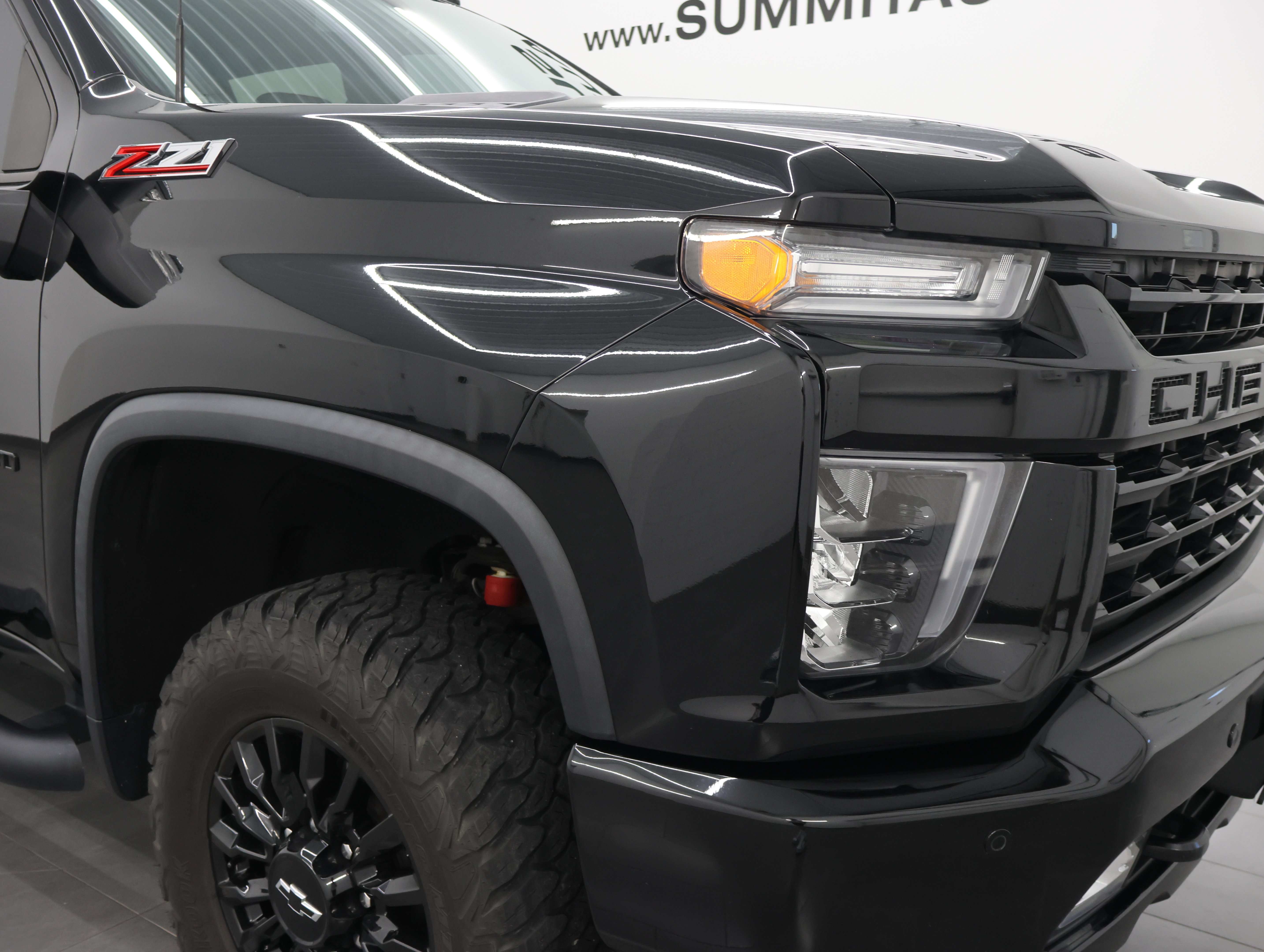 Used 2023 Chevrolet Silverado 2500 LTZ w/ LTZ Plus Package AWD/4WD image 23