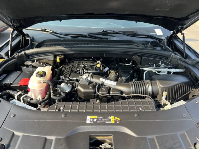 Used 2023 Jeep Grand Cherokee Limited AWD/4WD image 30