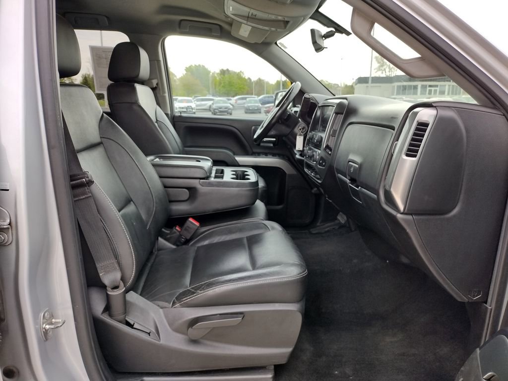 Used 2018 Chevrolet Silverado 1500 LT w/ True North Edition AWD/4WD image 19