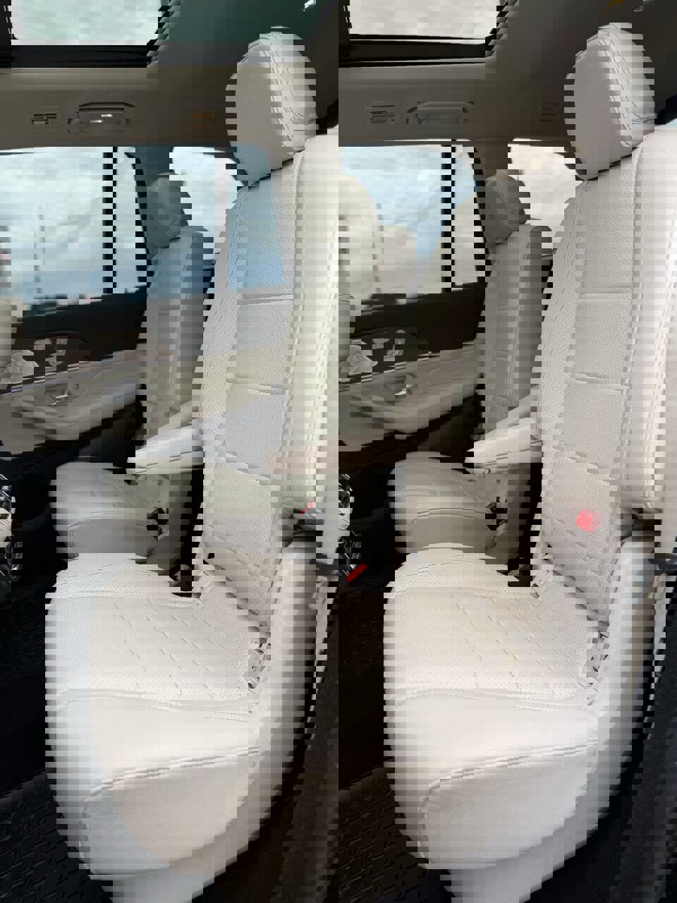 Used 2021 Mercedes-Benz GLS 450 4MATIC image 18