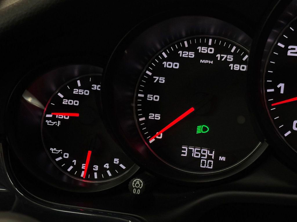 Used 2016 Porsche Panamera Edition image 47