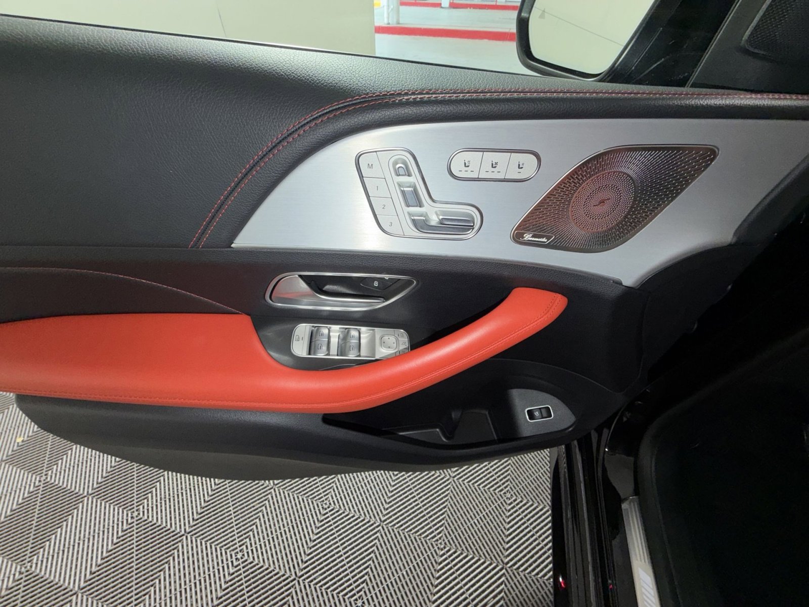 Used 2024 Mercedes-Benz GLE 53 AMG 4MATIC Coupe image 15