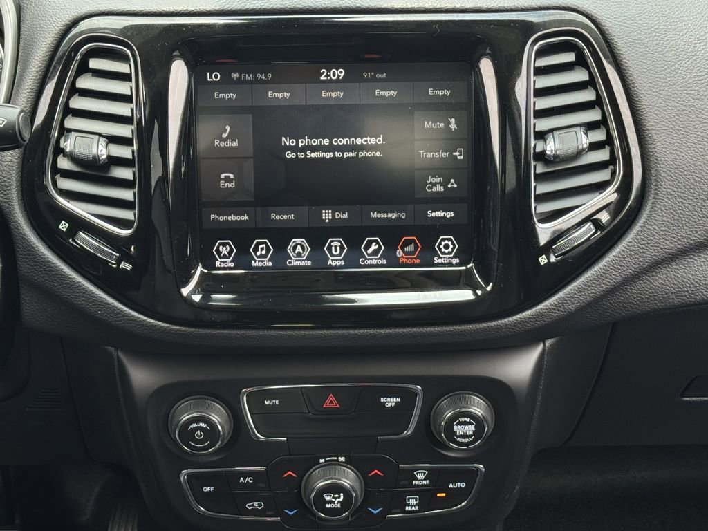 Used 2018 Jeep Compass Limited AWD/4WD image 18