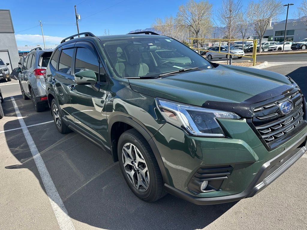 Certified 2023 Subaru Forester Premium image 3
