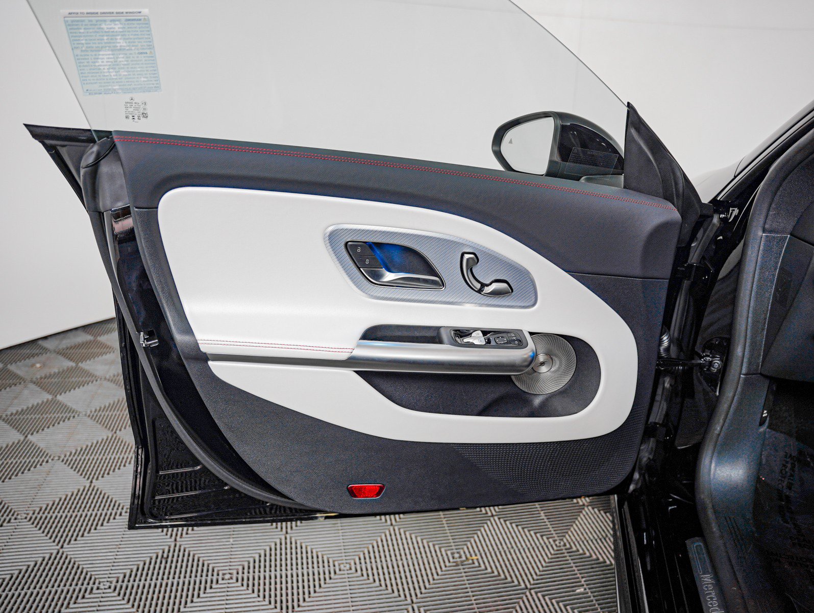 New 2027 Mercedes-Benz CLA 250+ image 22
