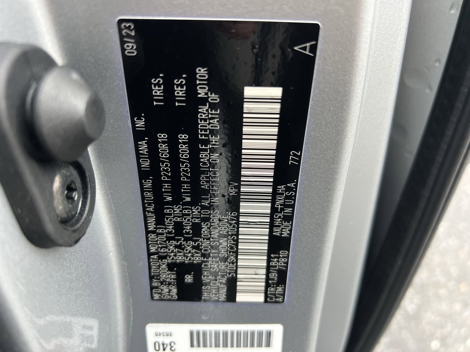 Used 2023 Toyota Sienna Platinum image 30