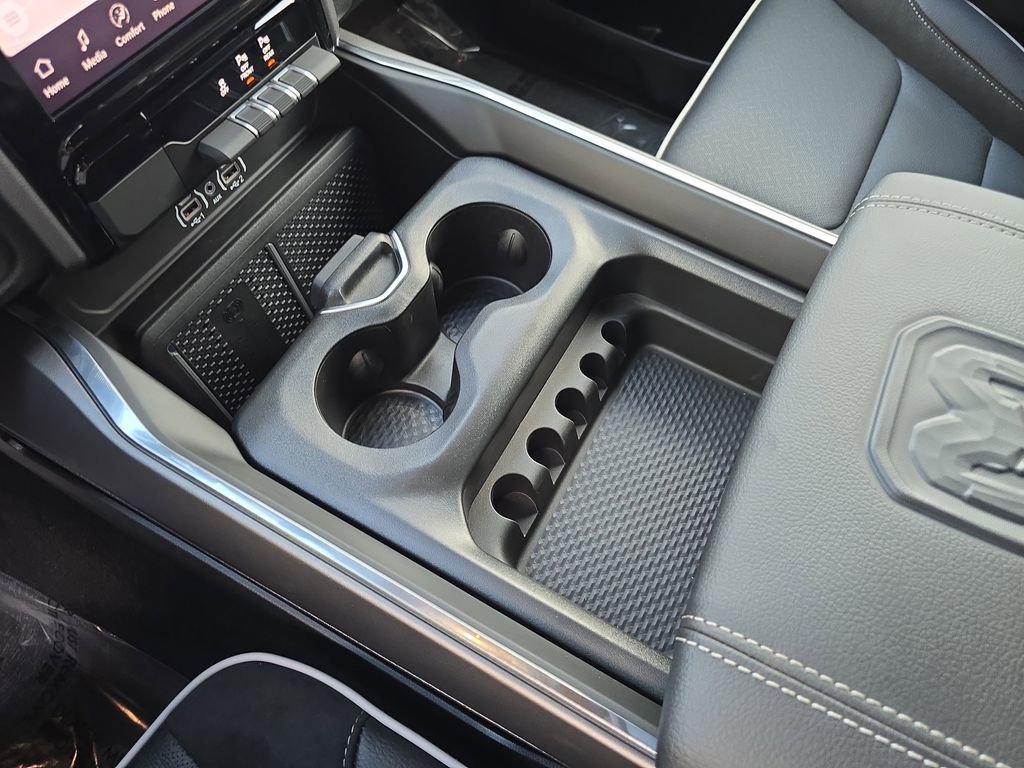 New 2026 RAM 1500 Laramie w/ Off Road Group image 25