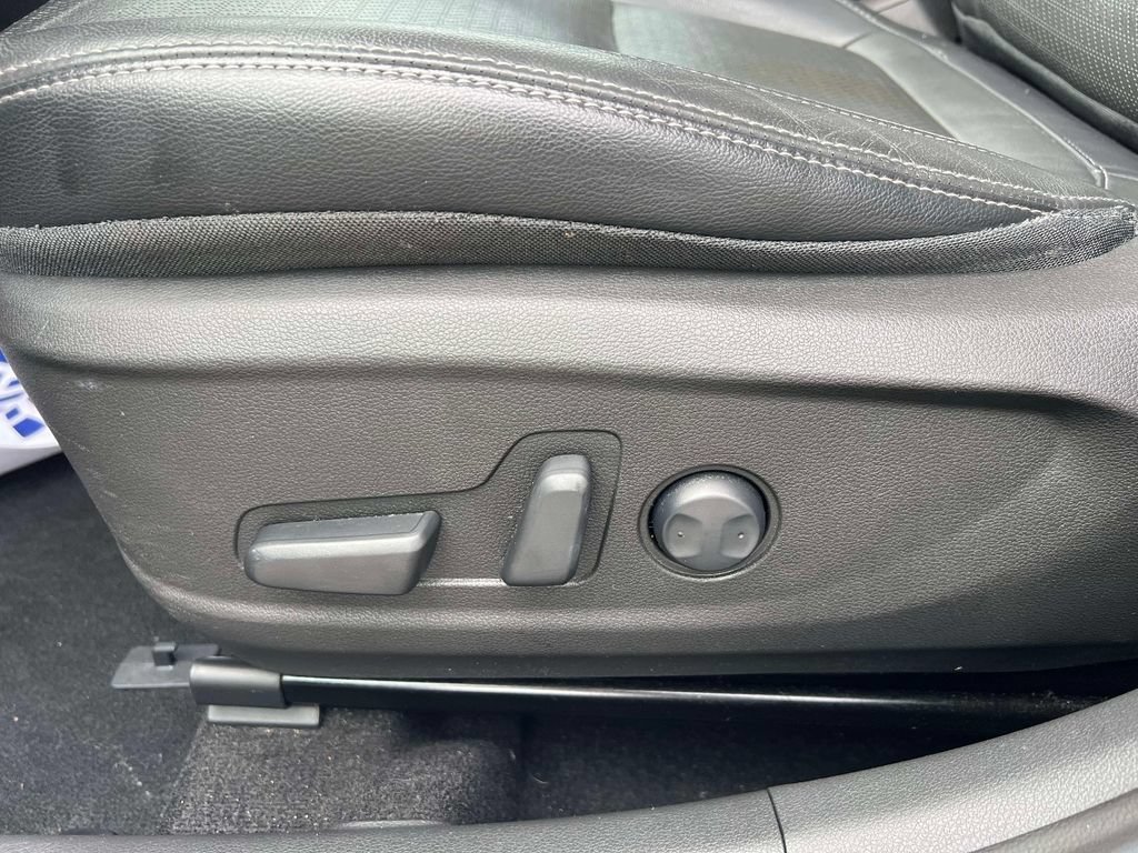 Used 2018 Hyundai Kona Ultimate AWD/4WD image 18