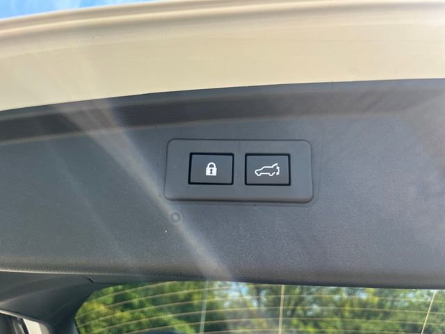 New 2025 Subaru Outback Premium image 22