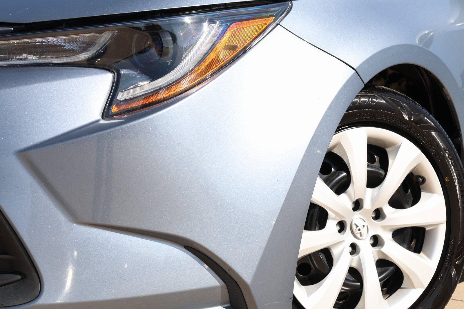 Used 2023 Toyota Corolla LE image 10