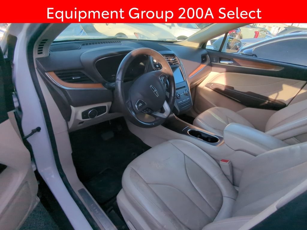 Used 2017 Lincoln MKC Select w/ Select Plus Package AWD/4WD image 7