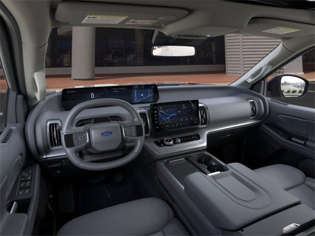 New 2025 Ford Expedition Active image 9