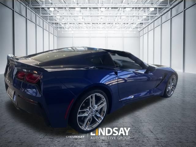 Used 2017 Chevrolet Corvette Stingray Coupe w/ 1LT RWD image 3