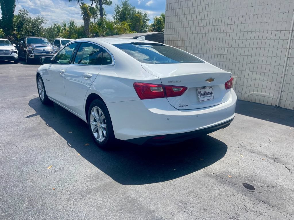 Used 2025 Chevrolet Malibu LT FWD image 3