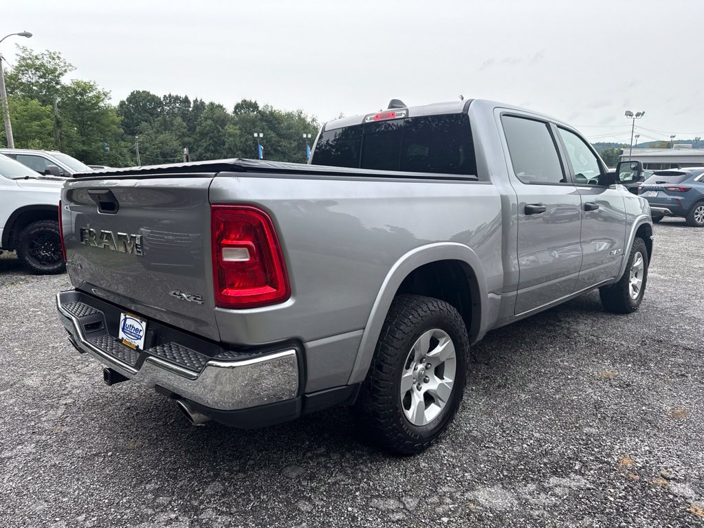 Used 2025 RAM 1500 Big Horn AWD/4WD image 7