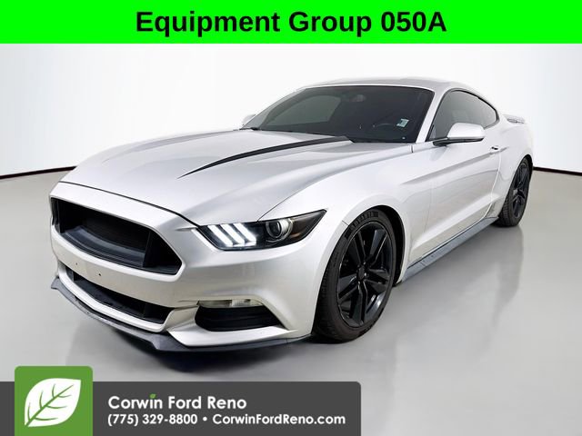 Used 2017 Ford Mustang Coupe image 3
