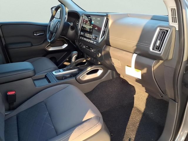 Certified 2026 Nissan Frontier SV w/ All-Weather Content Package AWD/4WD image 19