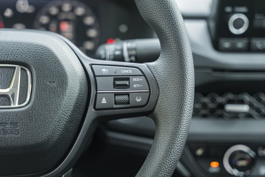 Certified 2025 Honda Accord SE image 24