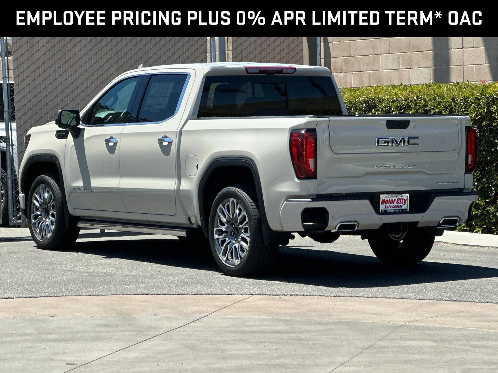 New 2026 GMC Sierra 1500 Denali Ultimate AWD/4WD image 6