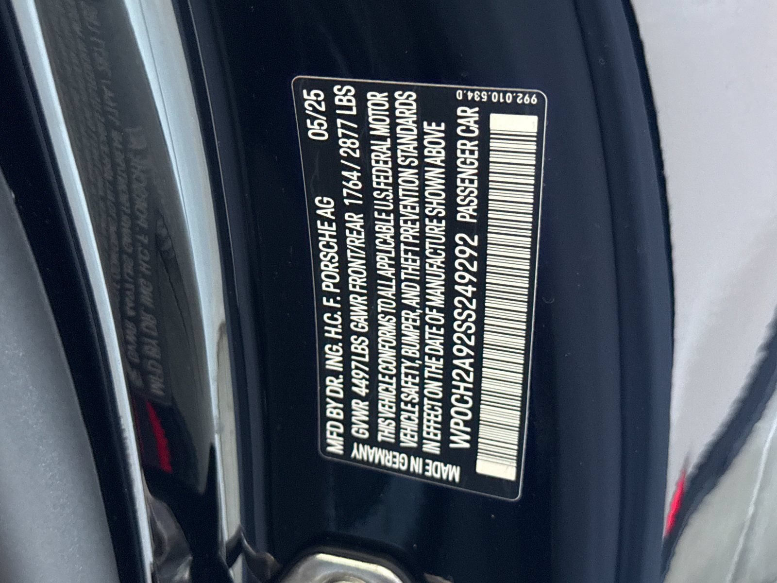 Certified 2025 Porsche 911 Carrera S RWD image 29