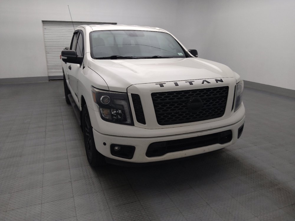 Used 2018 Nissan Titan SV w/ SV Convenience Package RWD image 14