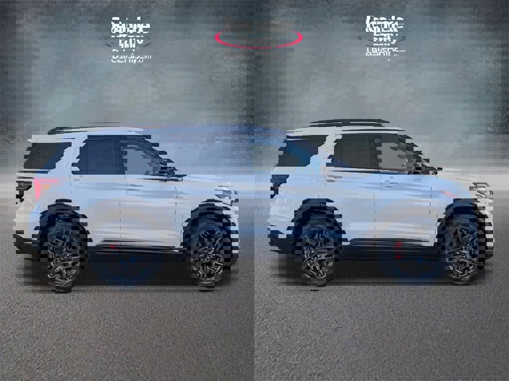 New 2026 Ford Explorer ST image 4