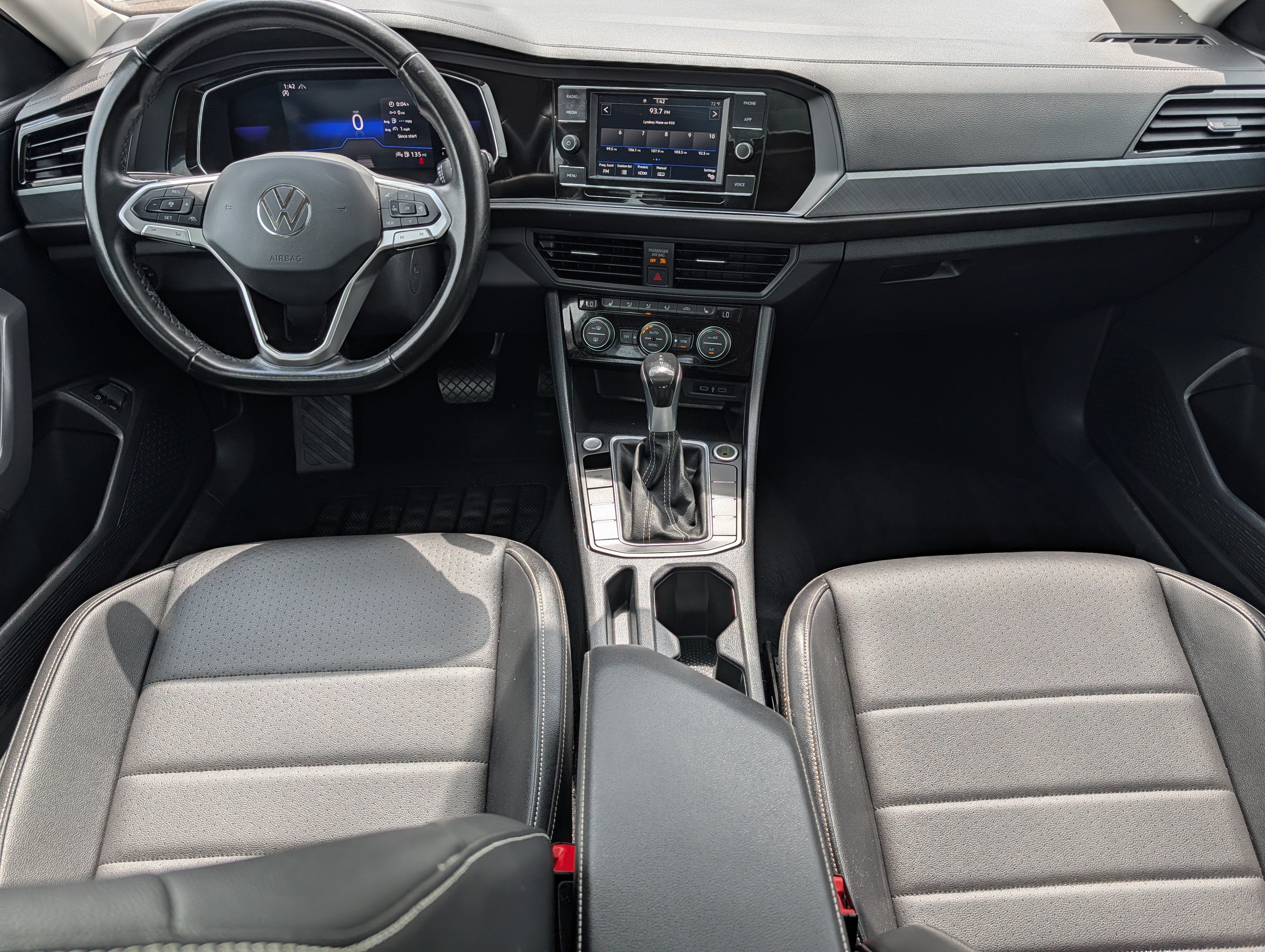 Used 2022 Volkswagen Jetta SE FWD image 10