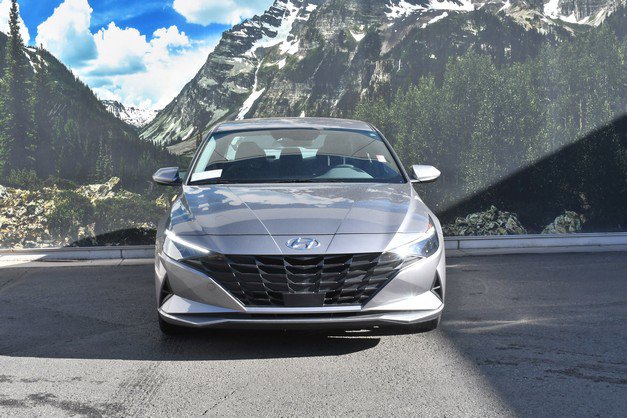 Used 2023 Hyundai Elantra SEL w/ Convenience Package image 5