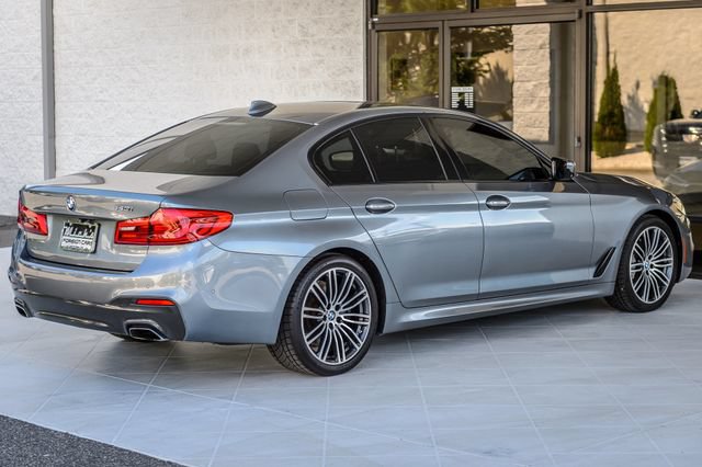 Used 2018 BMW 540i w/ M Sport Package RWD image 9