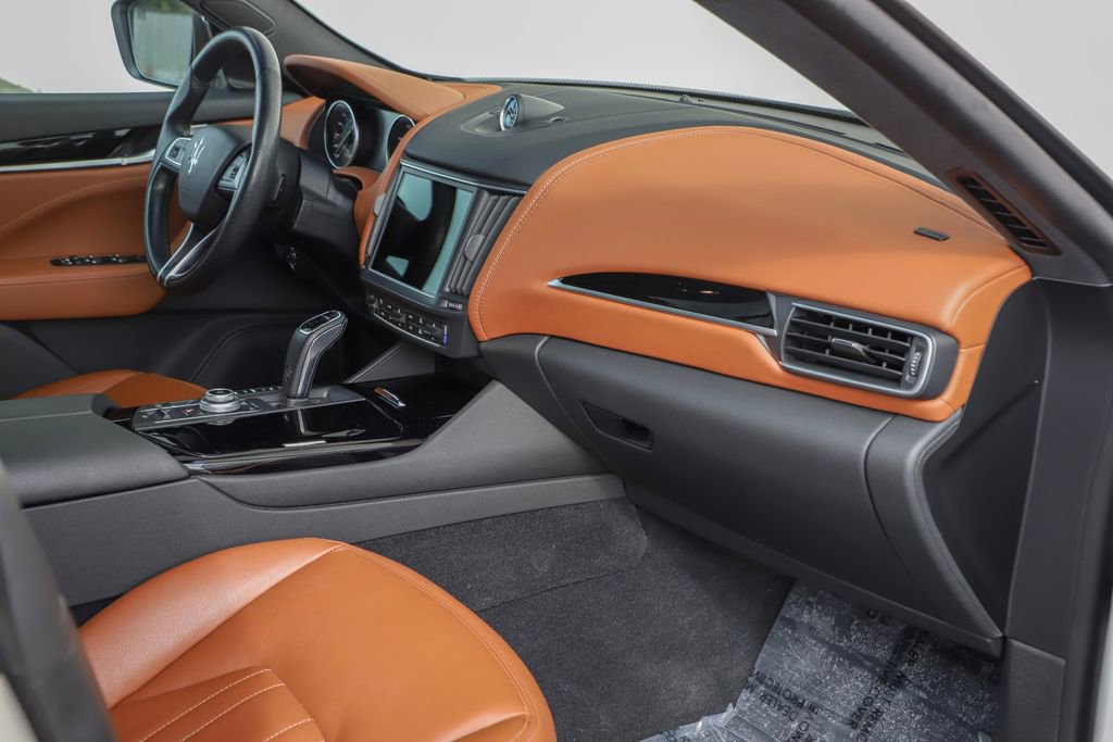 Used 2022 Maserati Levante GT image 47