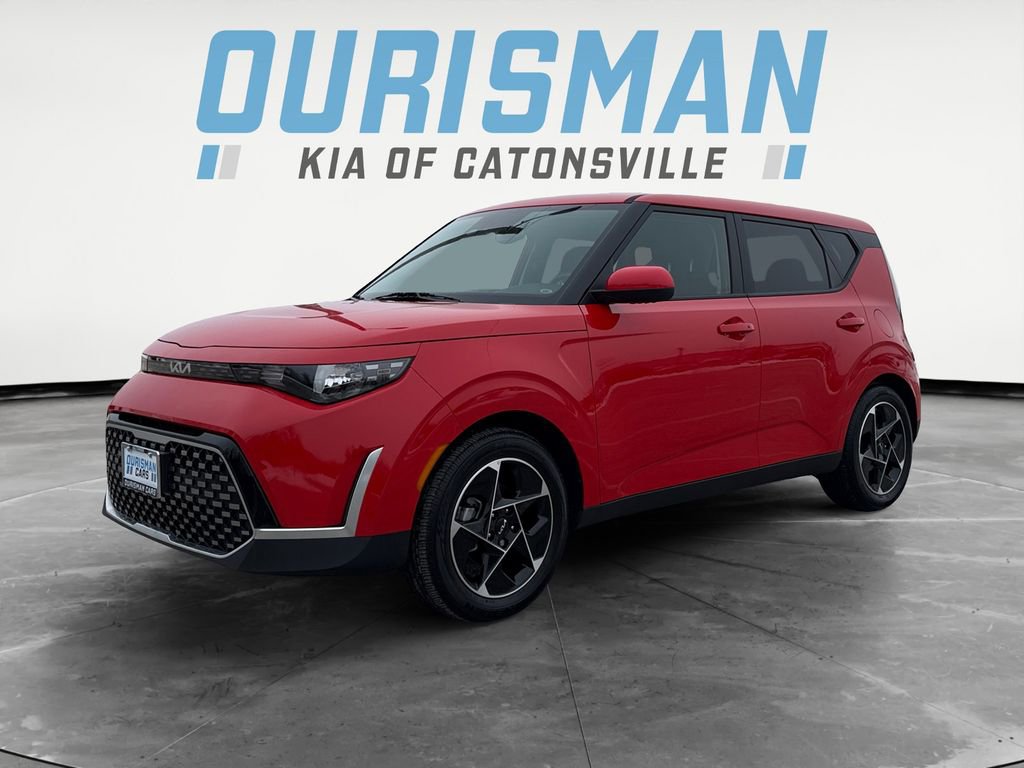 Used 2025 Kia Soul EX image 2