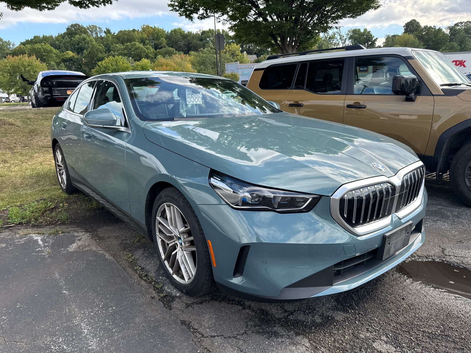 Used 2024 BMW 530i xDrive w/ Convenience Package