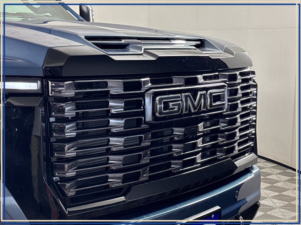 New 2026 GMC Sierra 3500 Denali Ultimate AWD/4WD image 5