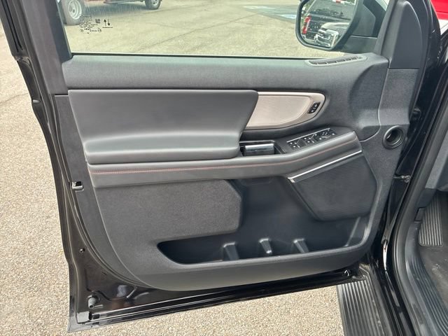 Used 2025 Ford Expedition Active AWD/4WD image 61