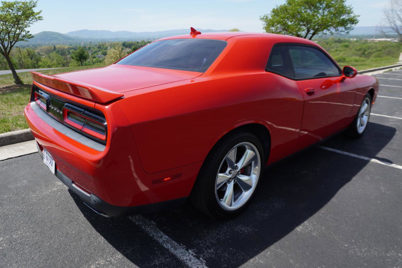 Used 2016 Dodge Challenger R/T Plus RWD image 14