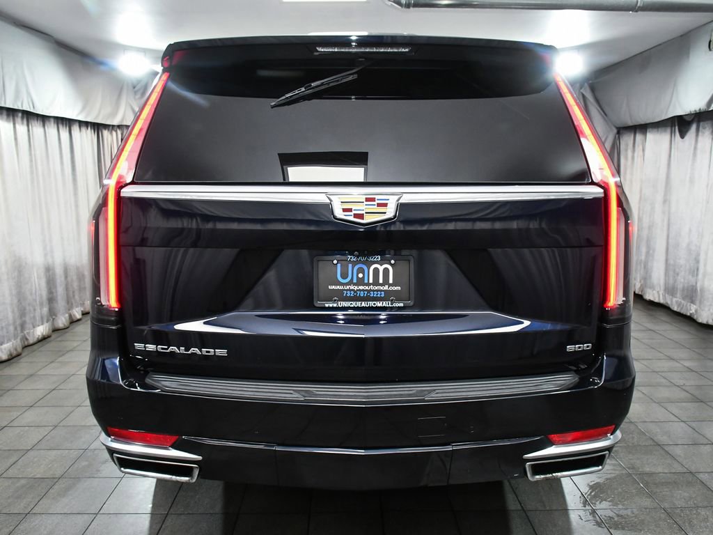 Used 2022 Cadillac Escalade Premium Luxury Platinum image 5