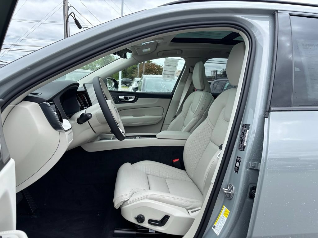 New 2026 Volvo XC60 B5 Ultra w/ Climate Package AWD/4WD image 15