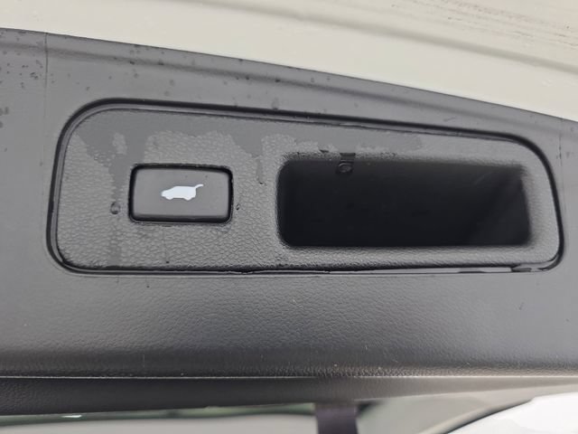 Used 2015 Honda Pilot Touring image 34