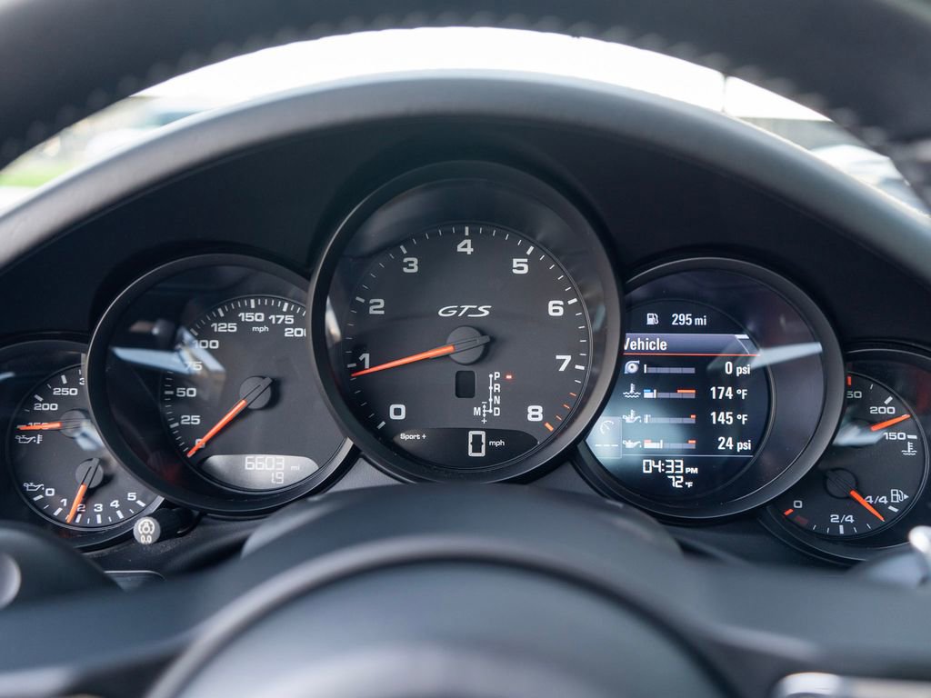 Used 2017 Porsche 911 Targa 4 GTS image 17