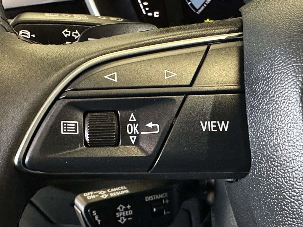 Used 2025 Audi Q3 2.0T Premium w/ Convenience Package AWD/4WD image 24