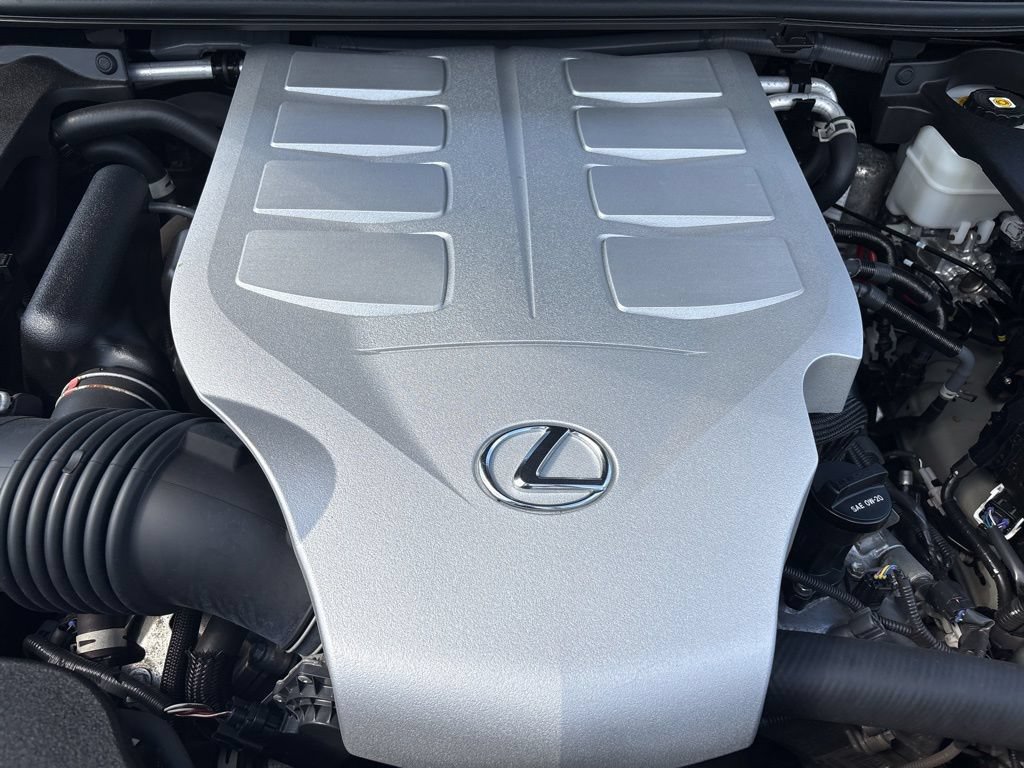 Certified 2023 Lexus GX 460 Premium w/ Premium Package AWD/4WD image 11