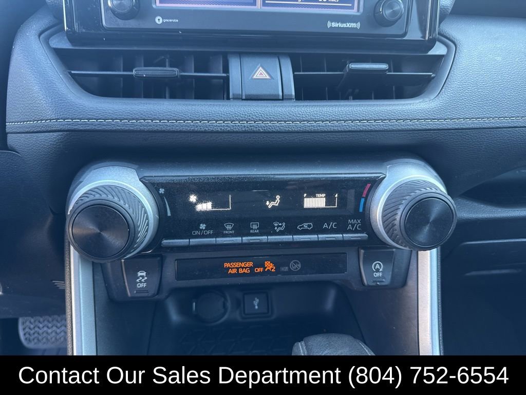 Used 2021 Toyota RAV4 LE image 21