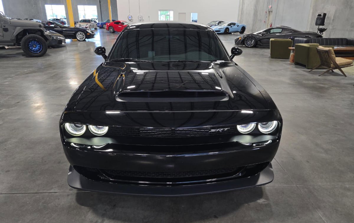 Used 2018 Dodge Challenger SRT Demon RWD image 2