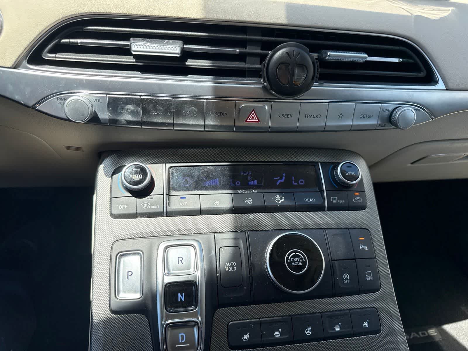 Used 2020 Hyundai Palisade Limited FWD image 25