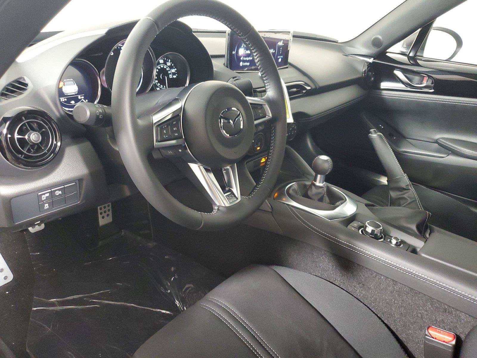 New 2026 MAZDA MX-5 Miata Club w/ Interior Package RWD image 17