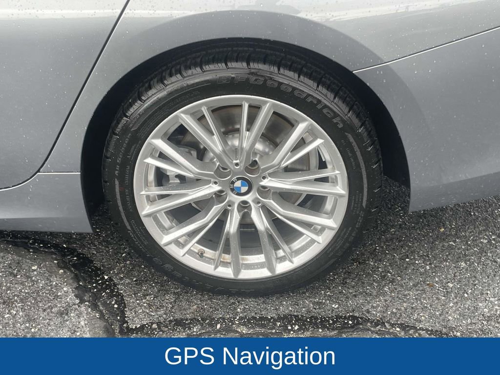 Used 2023 BMW 330i xDrive Sedan w/ Driving Assistance Package image 11